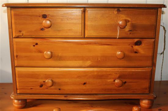 Small pine chest of drawers